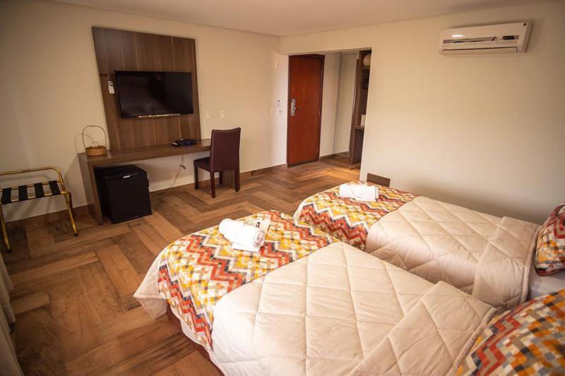Padom Business Hotel Braganca Paulista Luaran gambar