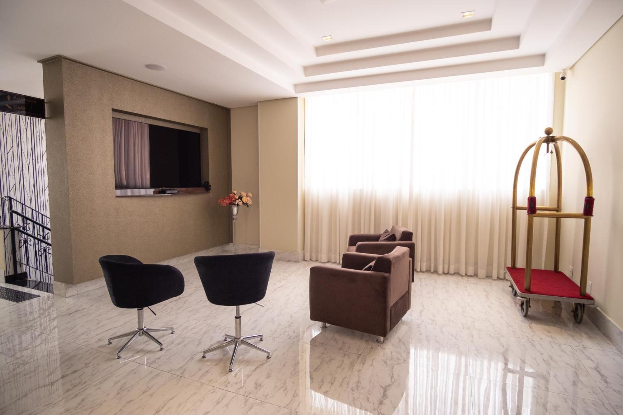Padom Business Hotel Braganca Paulista Luaran gambar
