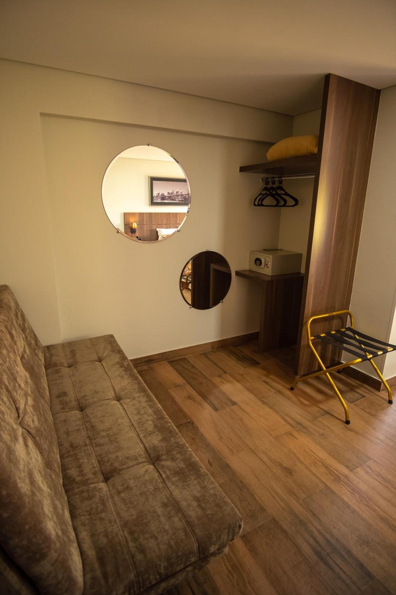 Padom Business Hotel Braganca Paulista Luaran gambar
