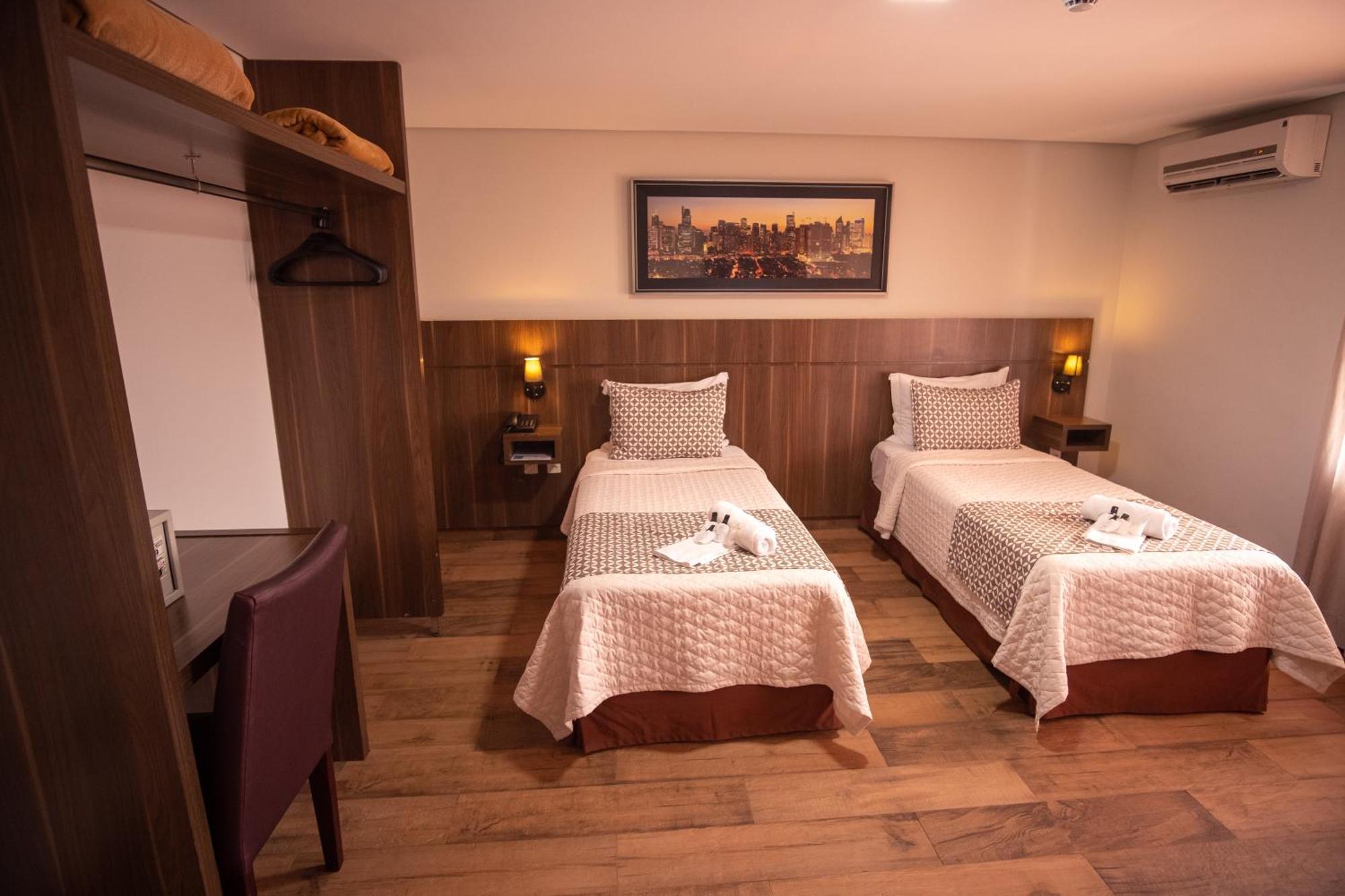 Padom Business Hotel Braganca Paulista Luaran gambar