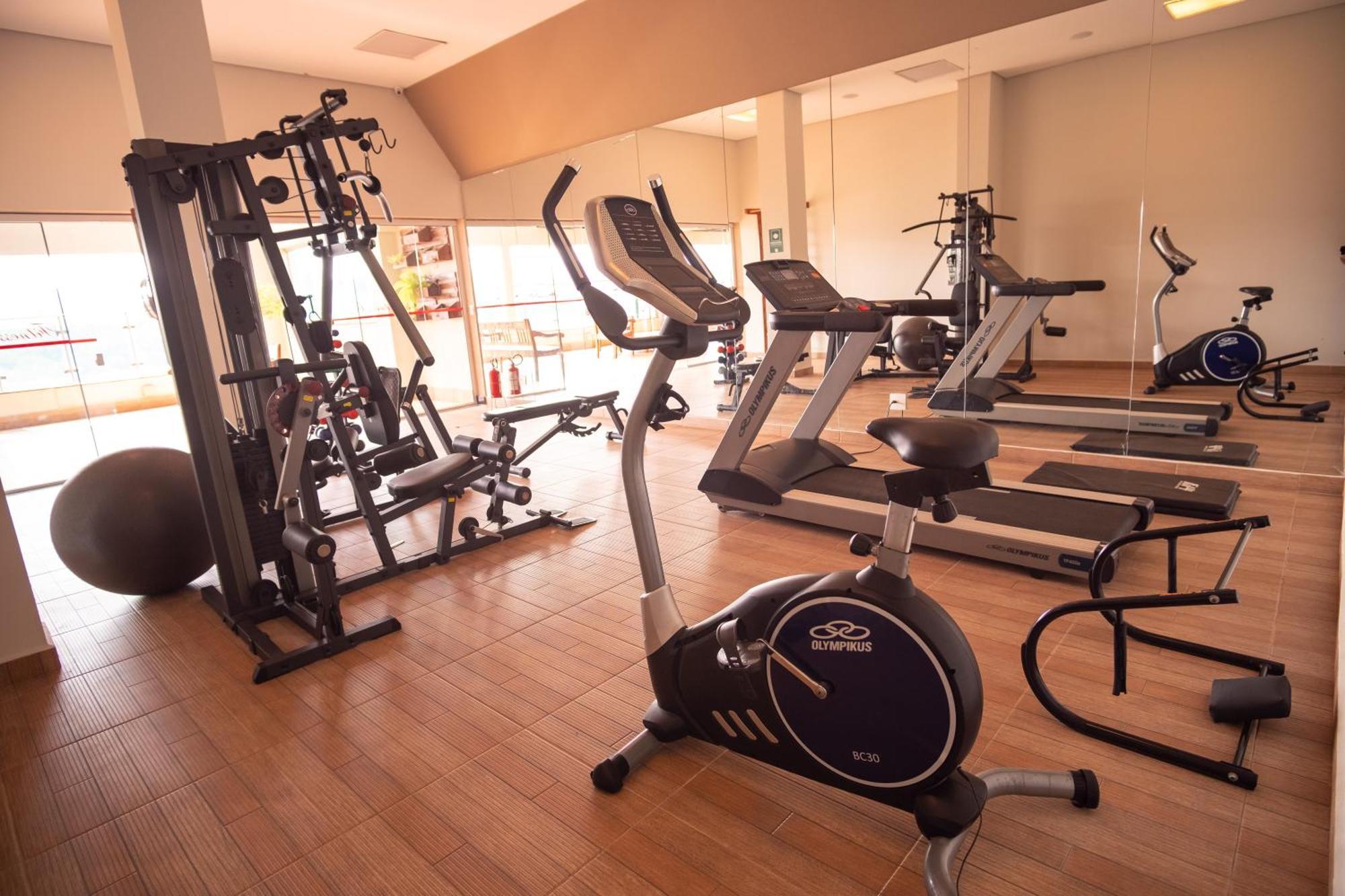 Padom Business Hotel Braganca Paulista Luaran gambar