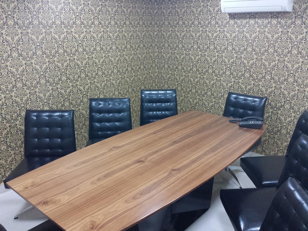 Padom Business Hotel Braganca Paulista Luaran gambar