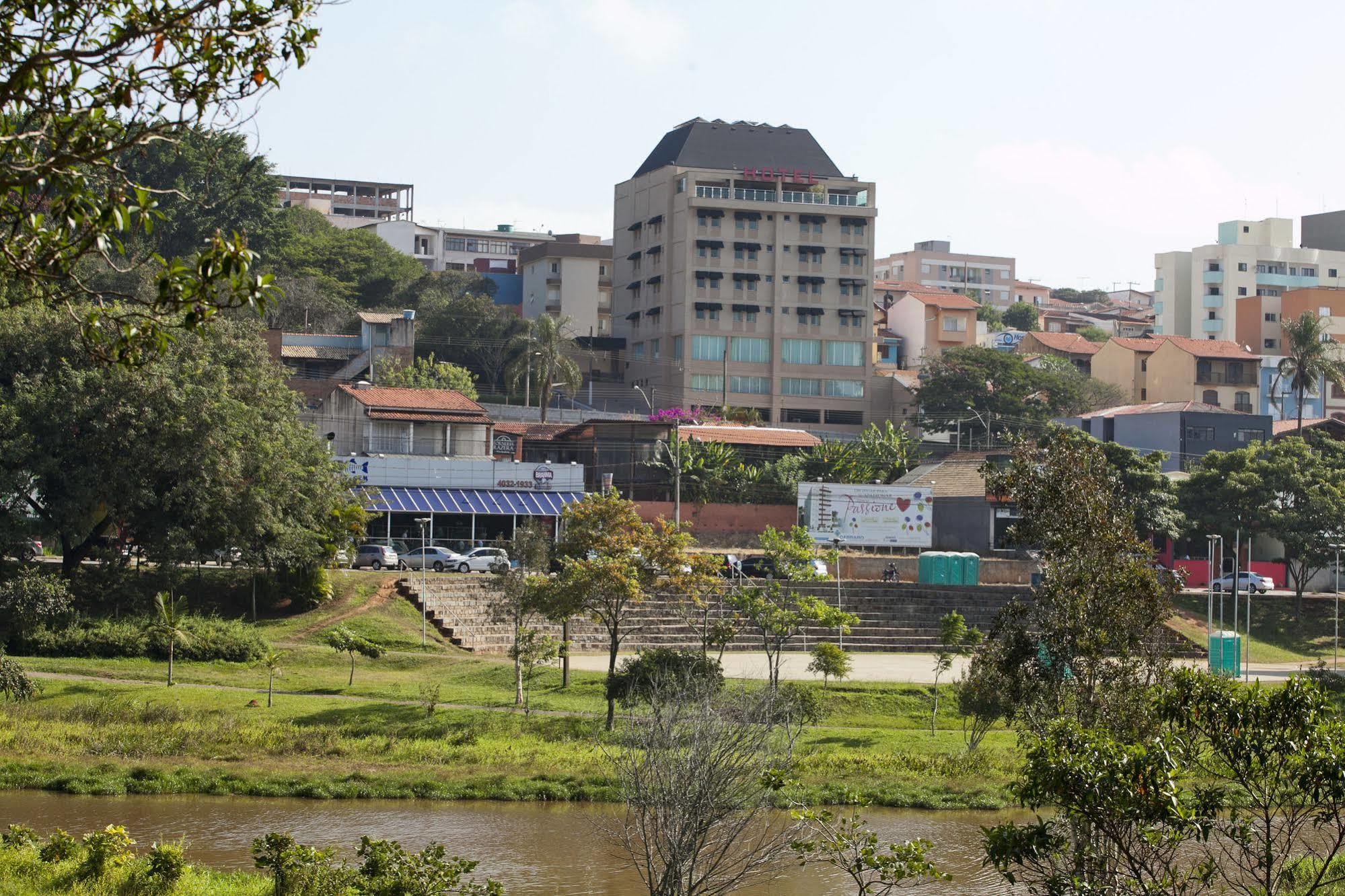 Padom Business Hotel Braganca Paulista Luaran gambar