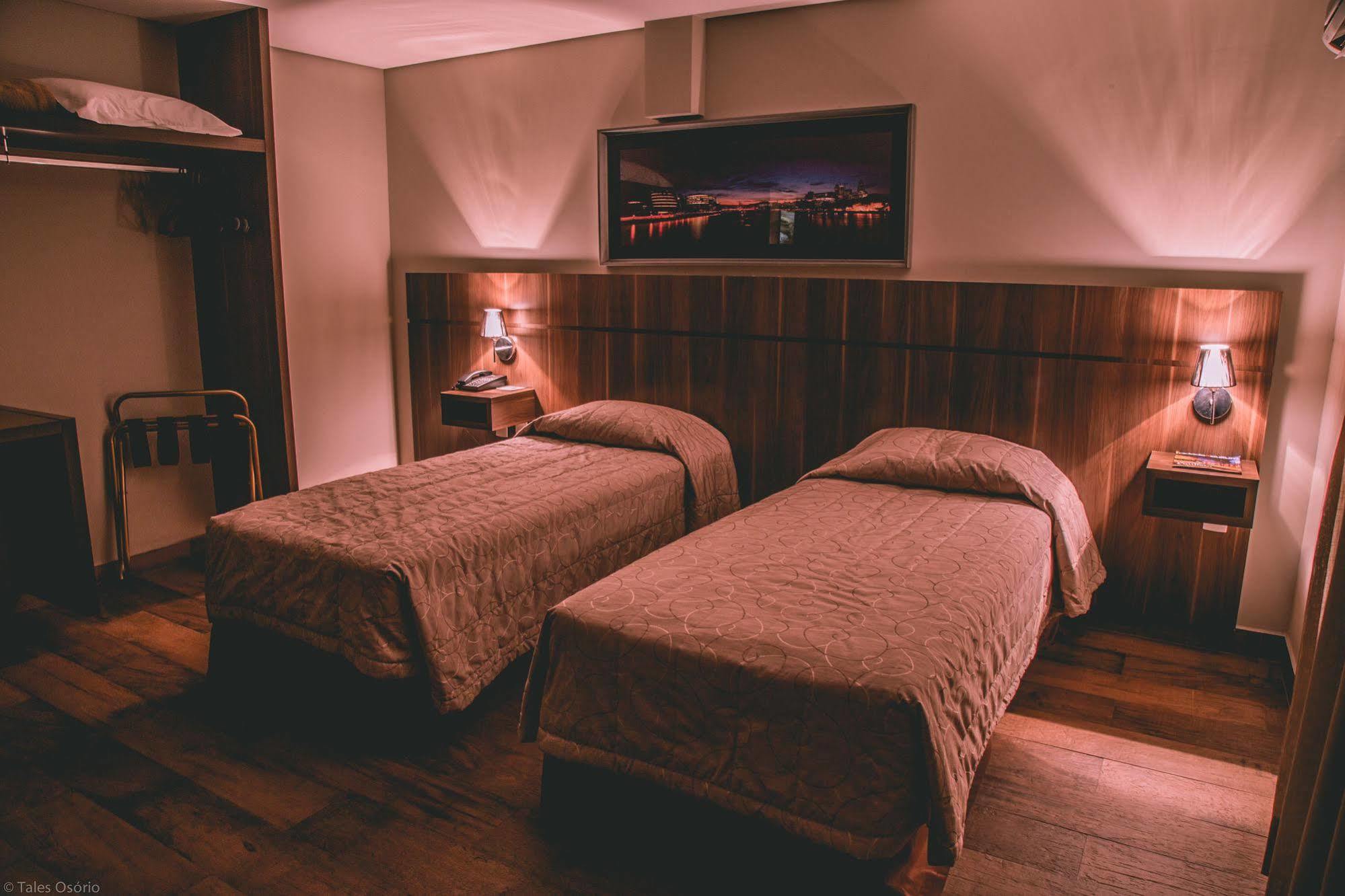 Padom Business Hotel Braganca Paulista Luaran gambar